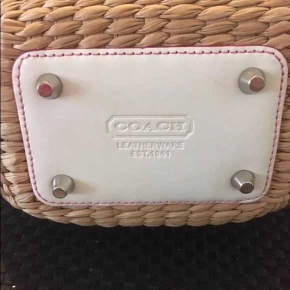 Coach white flower bucket strawWristlet wallet SET - Picture 5 of 8